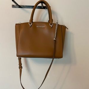 Michael Kors brown bag